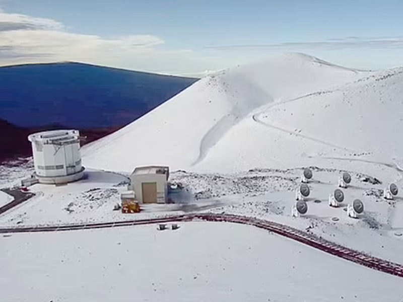 Хавайн аралд 14.5 см орчим зузаан цас оржээ